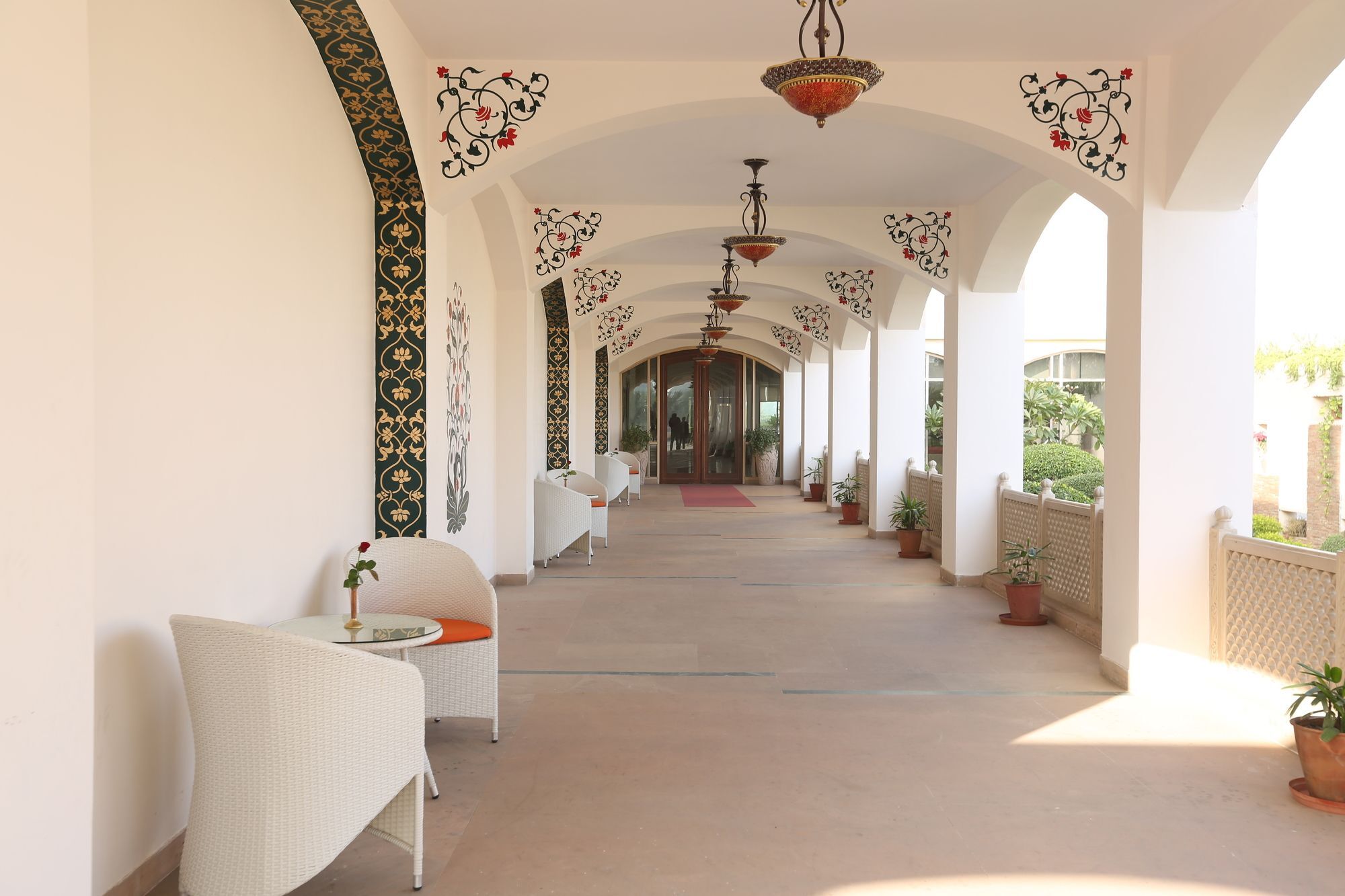Ramada By Wyndham Jaipur Jaisinghpura Hotel Exterior foto